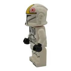 LEGO Clone Trooper Pilot (Phase 1) - Yellow Markings, Nougat Head