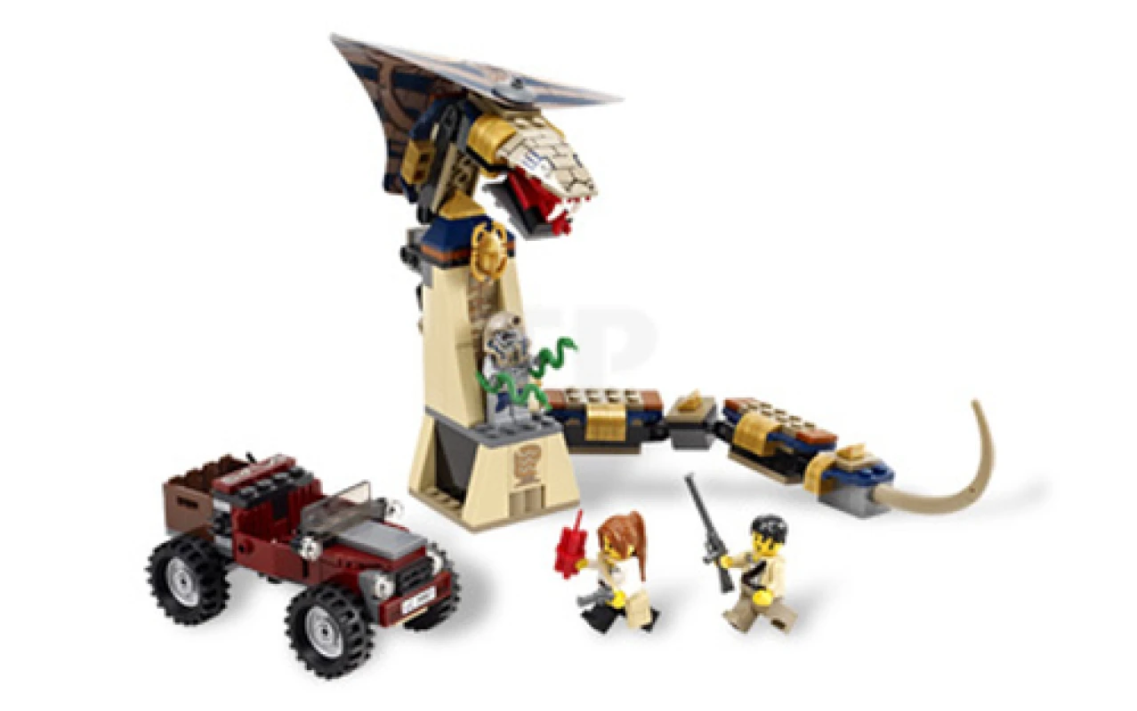 LEGO&reg; 7325 Cursed Cobra Statue
