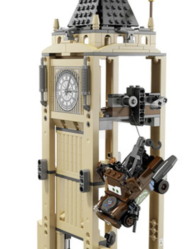 LEGO&reg; 8639 Big Bentley Bust Out