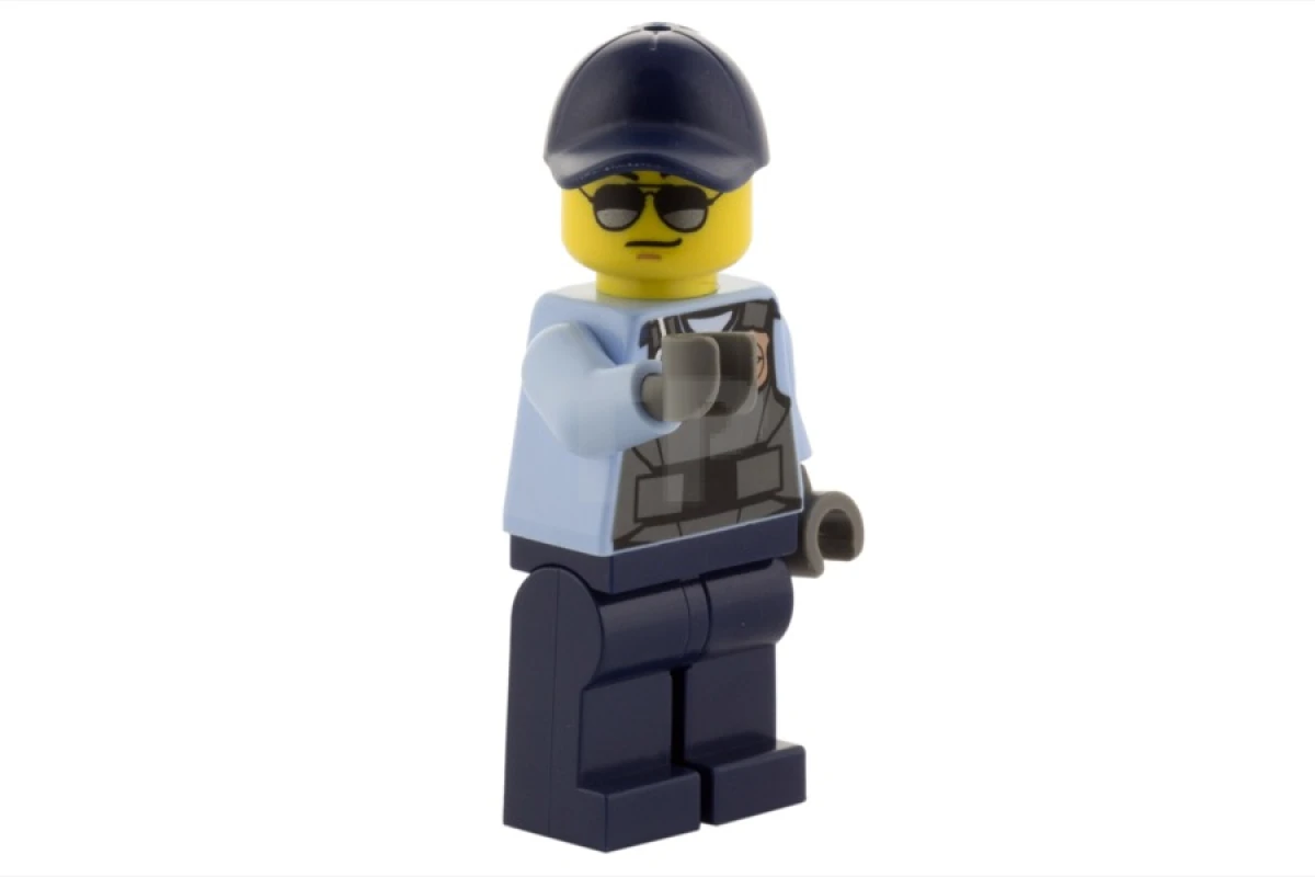 LEGO&reg; cty0619 Police Officer