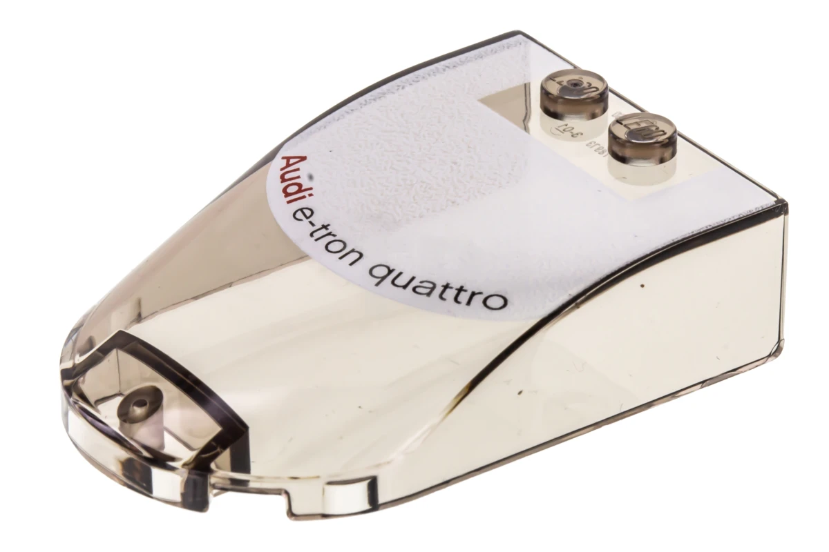 LEGO&reg; 6138954 - 18973pb03 - Parabrezza 6 x 4 x 1 curvo con scritta 