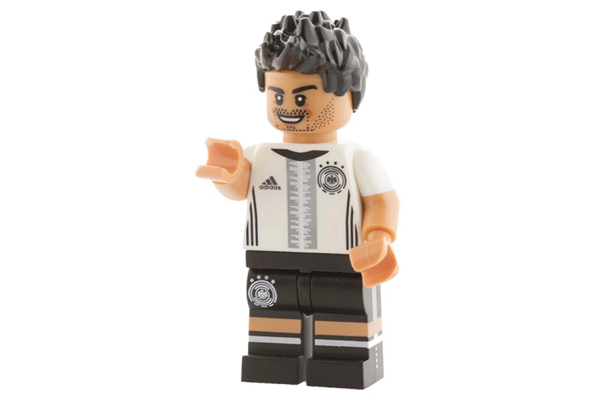 LEGO&reg; dfb004 Mats Hummels - German Soccer Team (5)