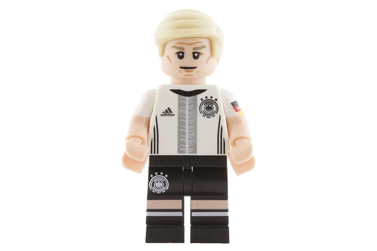 LEGO&reg; dfb007 Bastian Schweinsteiger - German Soccer Team (7)