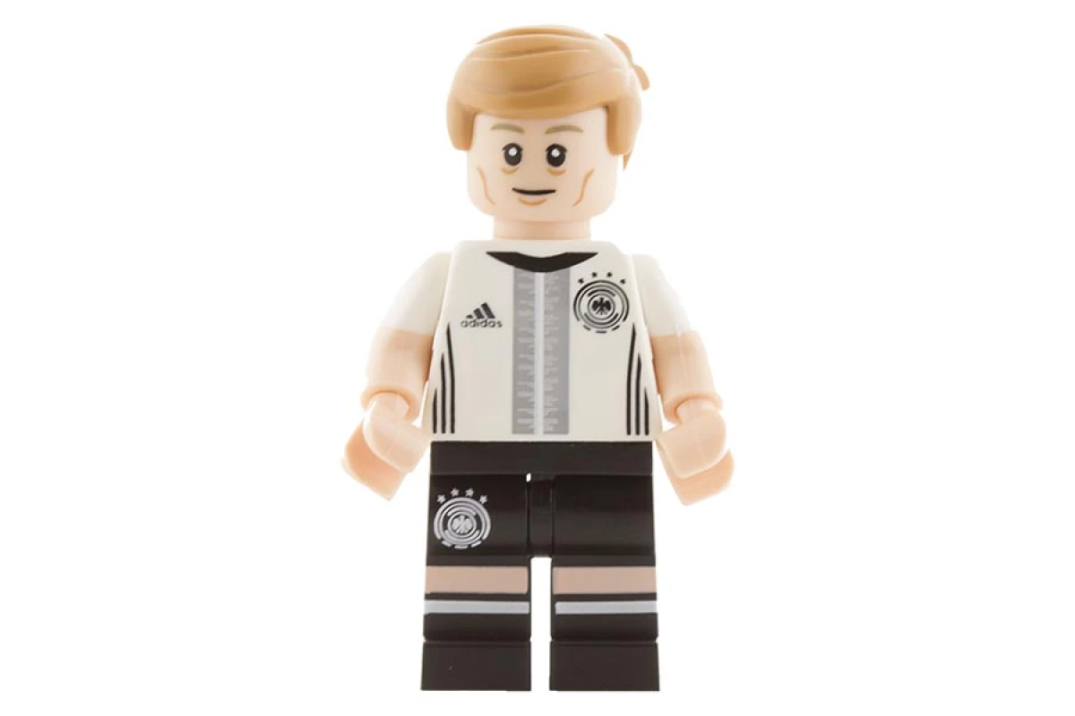 LEGO&reg; dfb010 Toni Kroos - German Soccer Team (18)