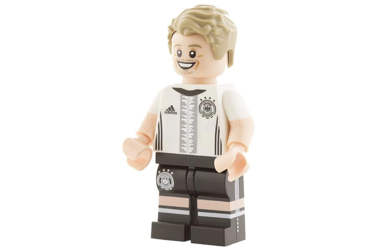 LEGO&reg; dfb016 Max Kruse - German Soccer Team (23)