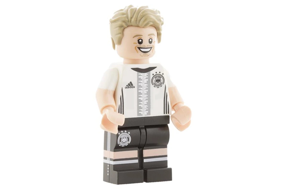 LEGO&reg; dfb016 Max Kruse - German Soccer Team (23)