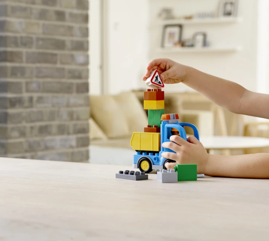 LEGO&reg; 10811 Graaflaadmachine
