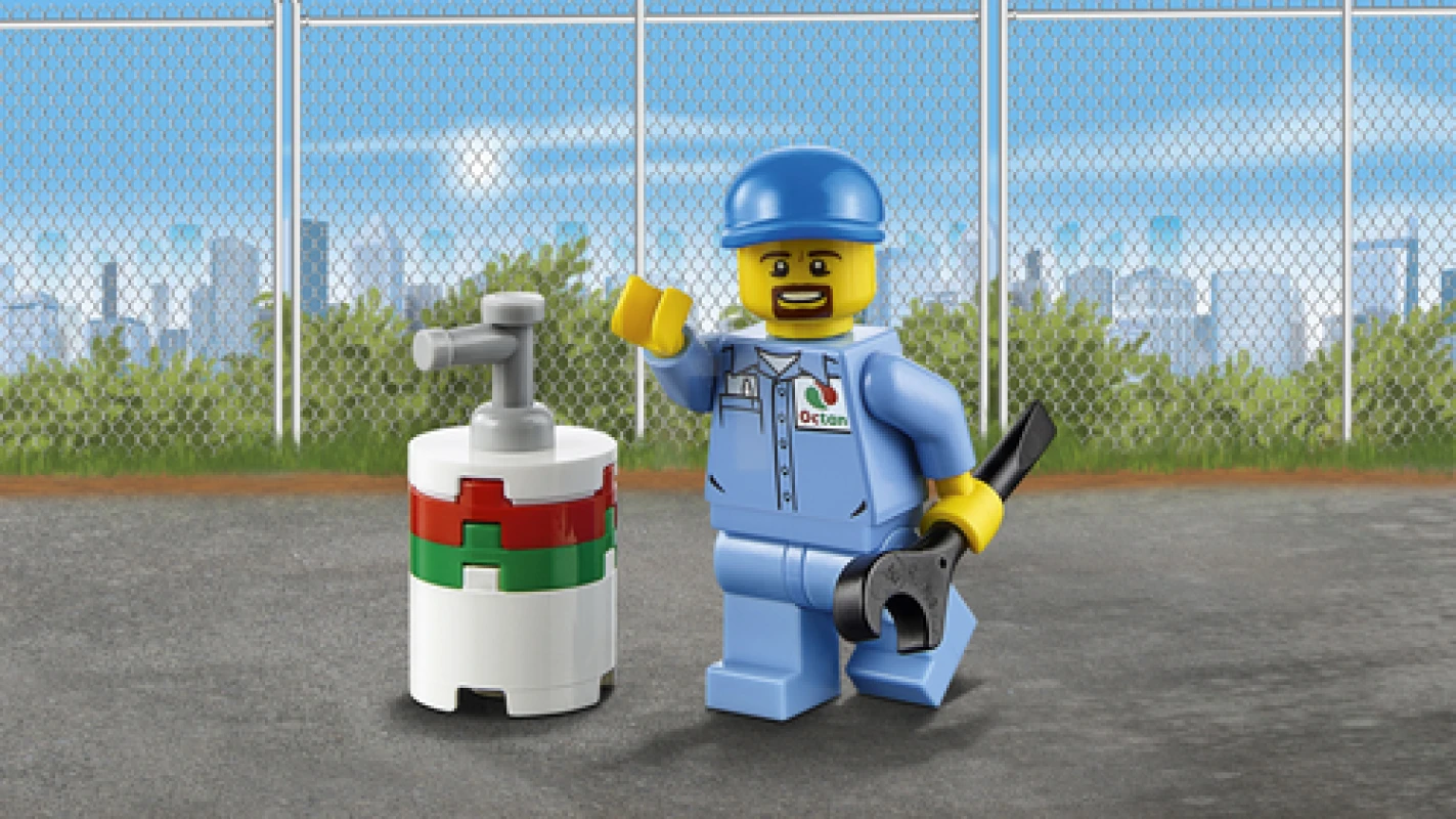 LEGO&reg; 60100 Airport Starter Set