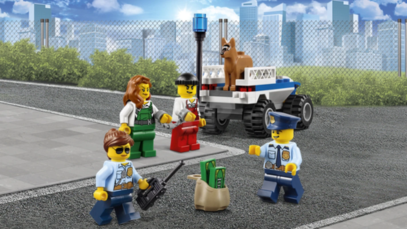LEGO&reg; 60136 Police Starter Set