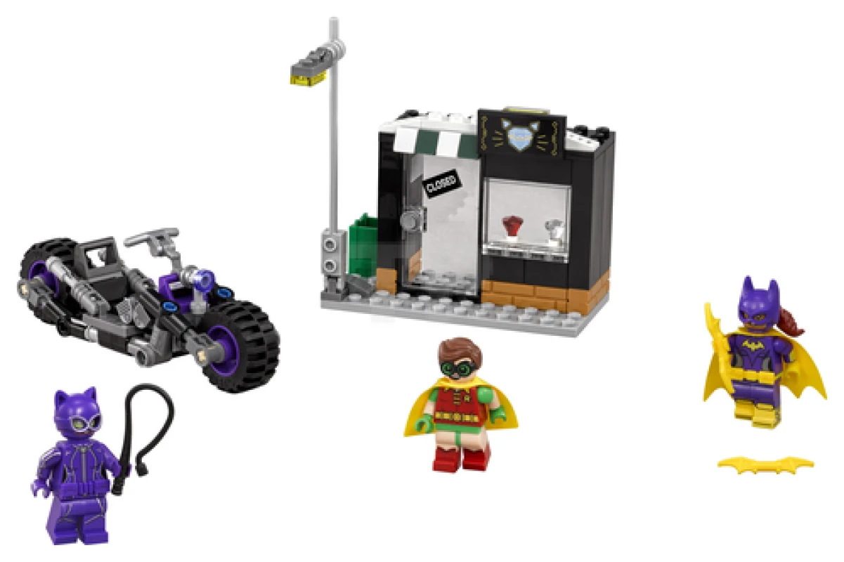 LEGO&reg; 70902 Catwoman™ Catcycle Chase