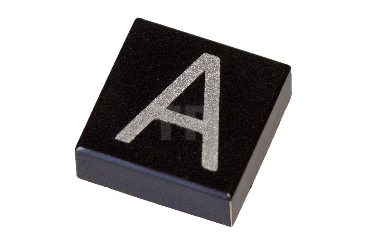 LEGO&reg; 6044150 - 3070pb009 - Tile 1 x 1 with Letter Capital A Pattern