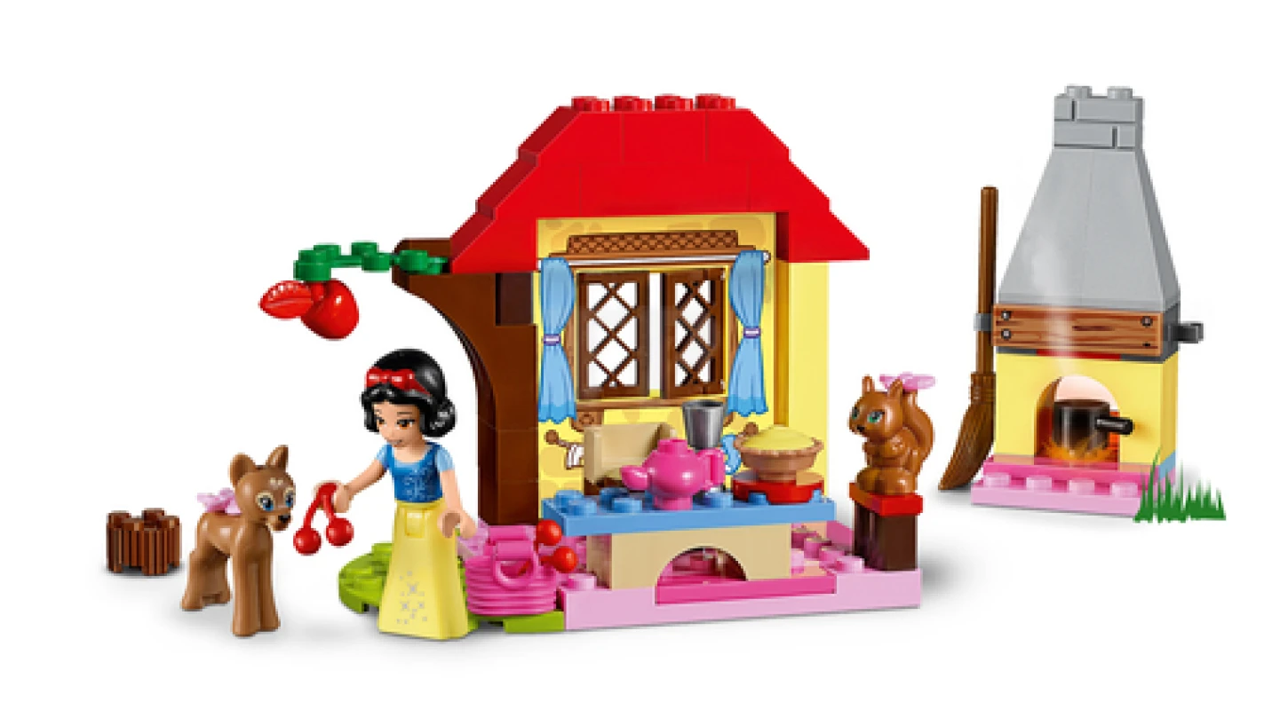 LEGO&reg; 10738 Snow White's Forest Cottage