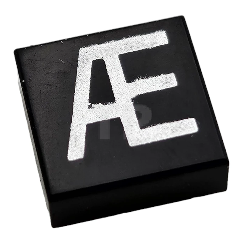 LEGO&reg; 4247295 - 3070pb037 - Tile 1 x 1 with Letter Æ Pattern