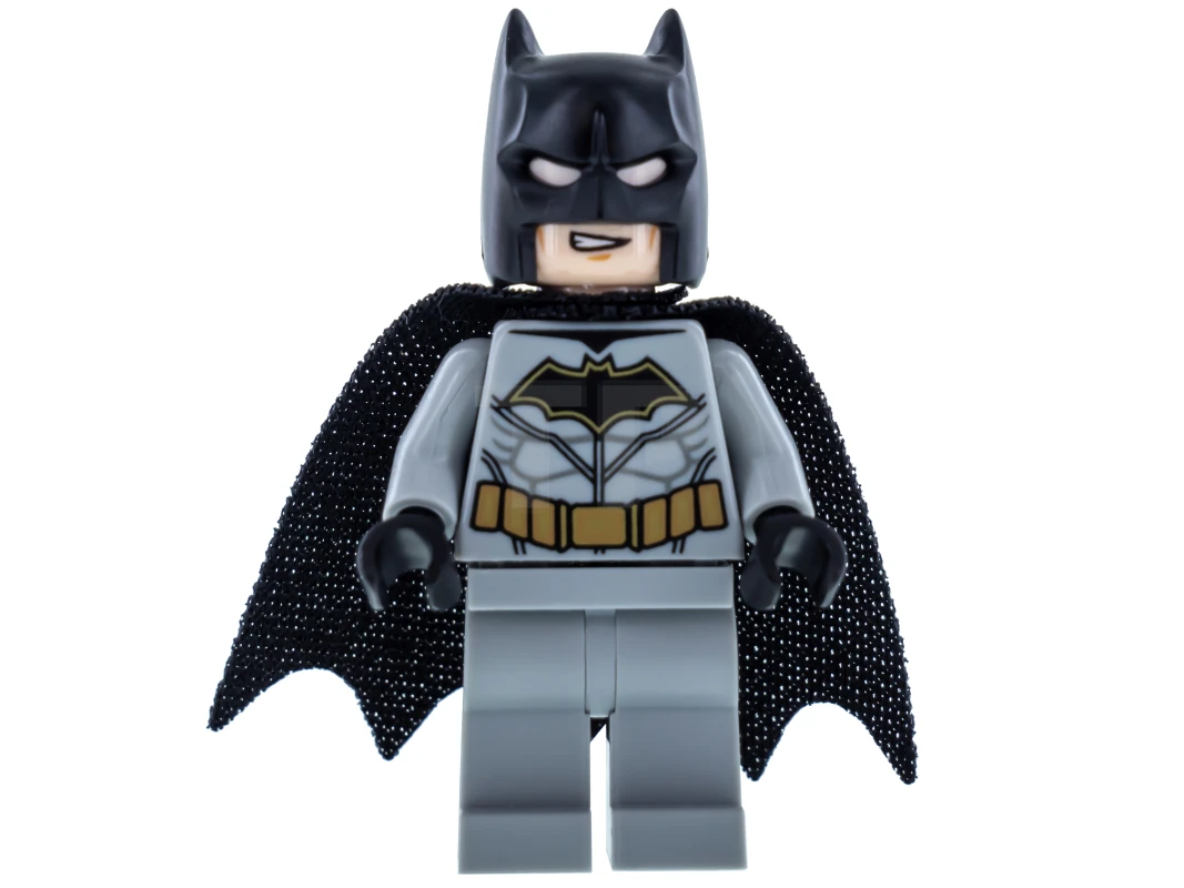 LEGO&reg; sh0552 Batman - Traje Gris Azulado Claro con Cinturón Dorado, Cresta Negra, Máscara y Capa (Capucha Tipo 3)