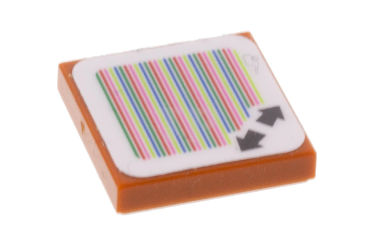 LEGO&reg; 6315943 - 3068pb1350 - Tegel 2 x 2 met Super Mario Scanner Code Dubbele Pijlen Patroon