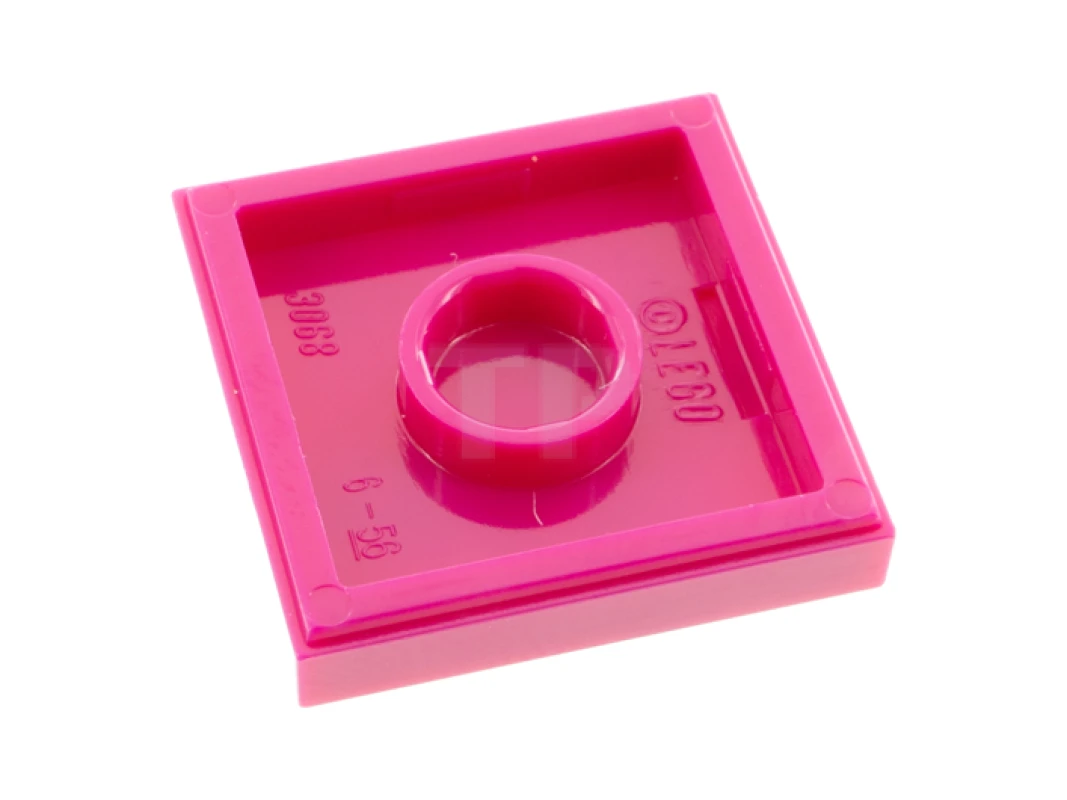 LEGO&reg;  - 3068pb1570 - Tile 2 x 2 with Album Cover - Scared Chicken Pattern