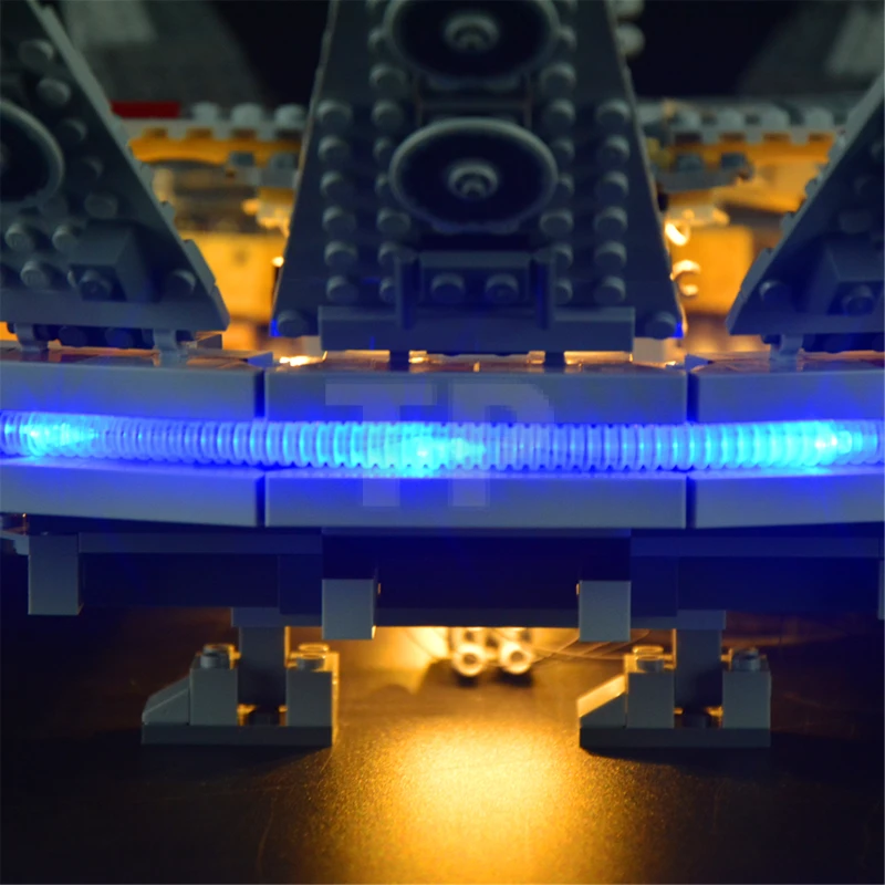 Light kit for LEGO® 75105 Millennium Falcon