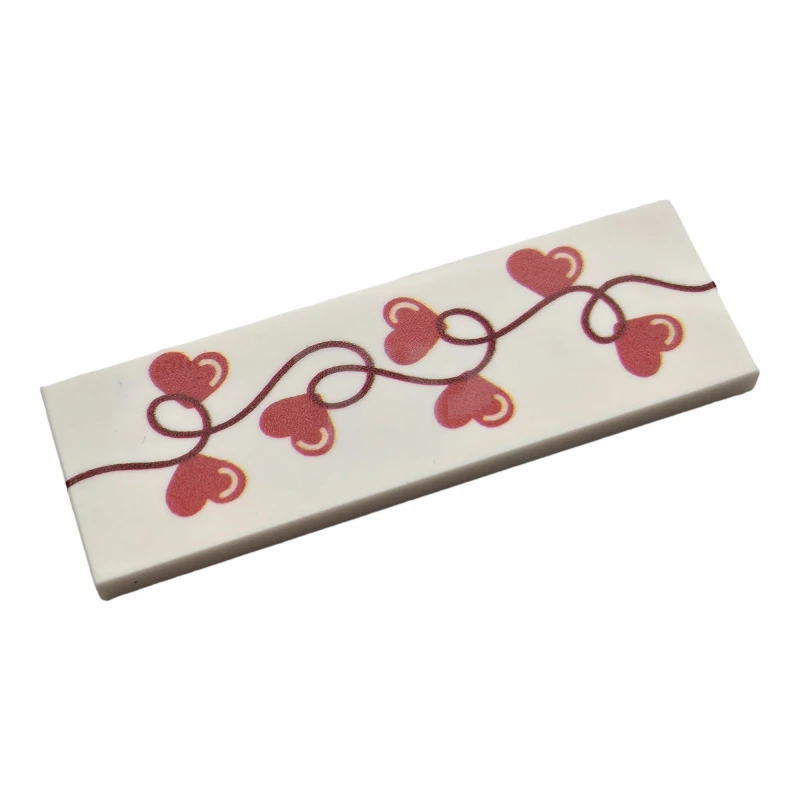 LEGO&reg;  - 67927BJB02 - Fliese 2 x 6 Herzgirlande