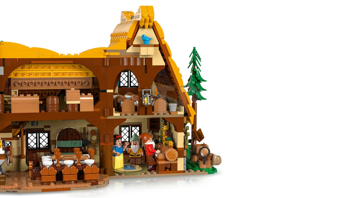 LEGO&reg; 43242 Snow White and the Seven Dwarfs' Cottage