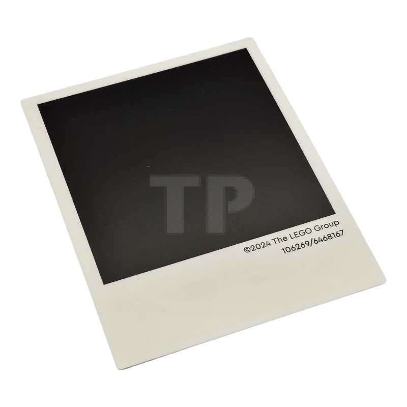 LEGO&reg; 6468167 - 106269 - Polaroid Photo with Minifigure Outdoor Cafe Pattern