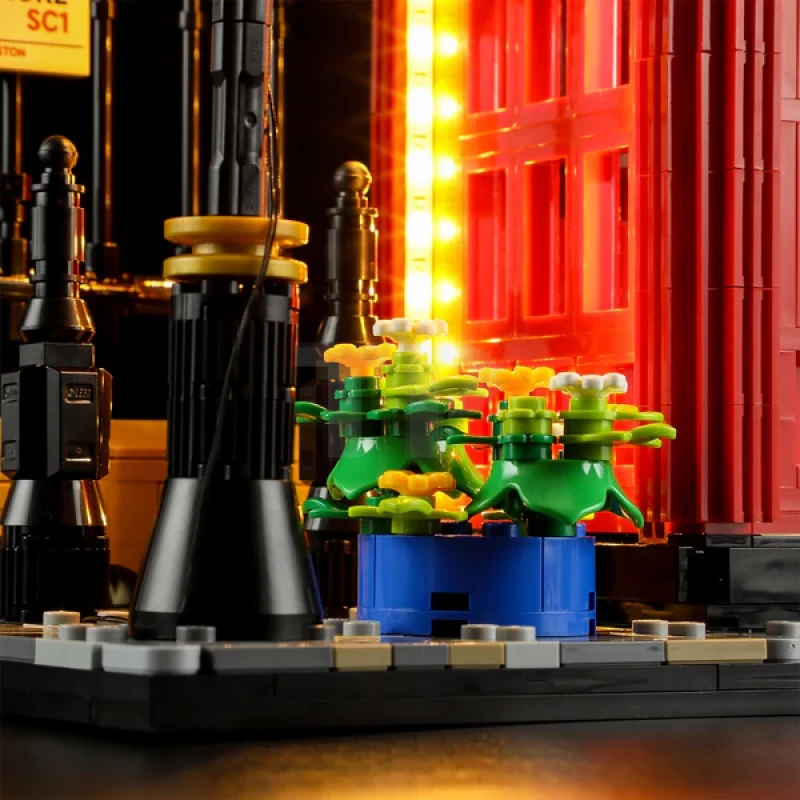 Light kit for LEGO® 21347 Red London Telephone Box