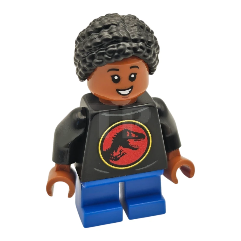 LEGO&reg; jw127 Junior Paleontoloog - Meisje, zwart shirt met Jurassic Park-logo, blauwe korte benen, zwart haar met knot gevlochten