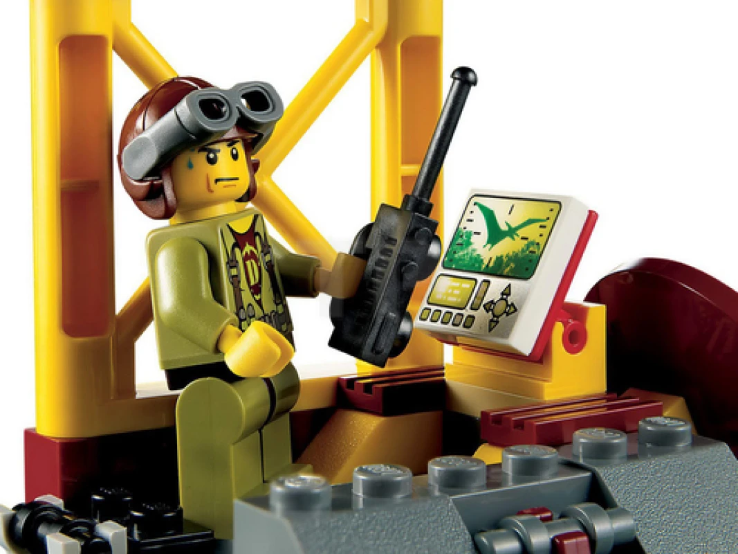 LEGO&reg; 5883 Tower Takedown