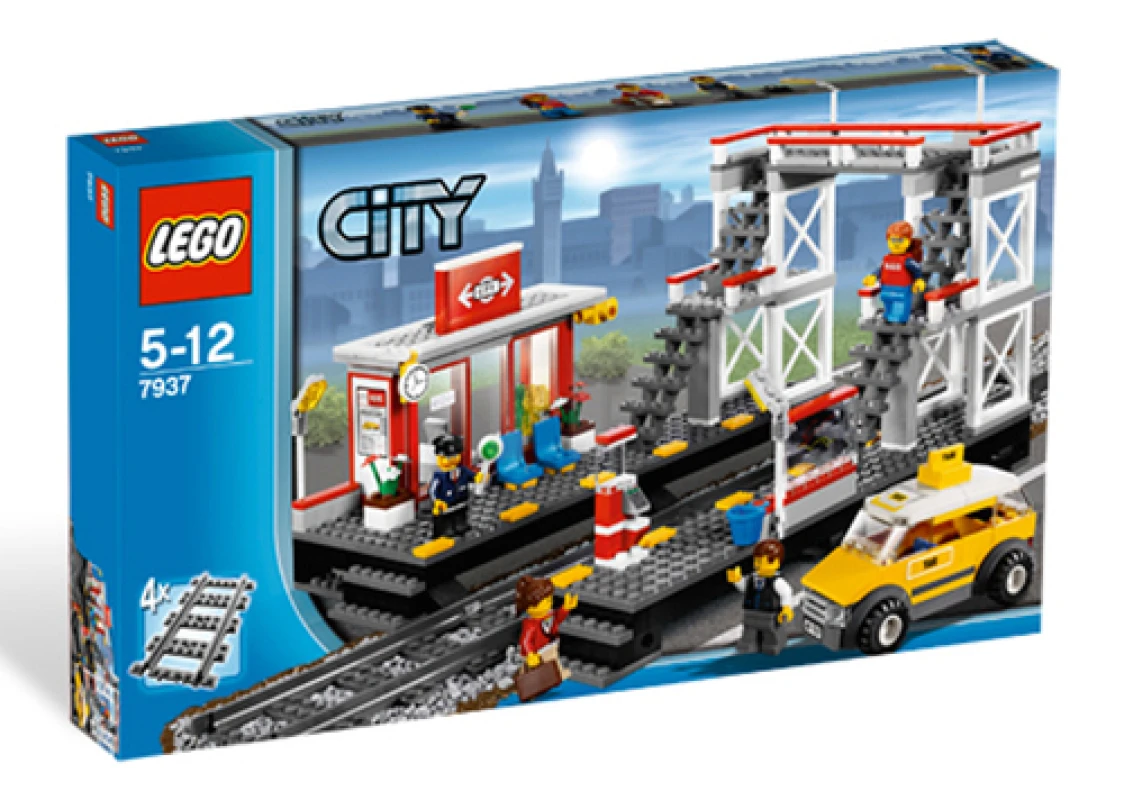 LEGO&reg; 7937 Train Station