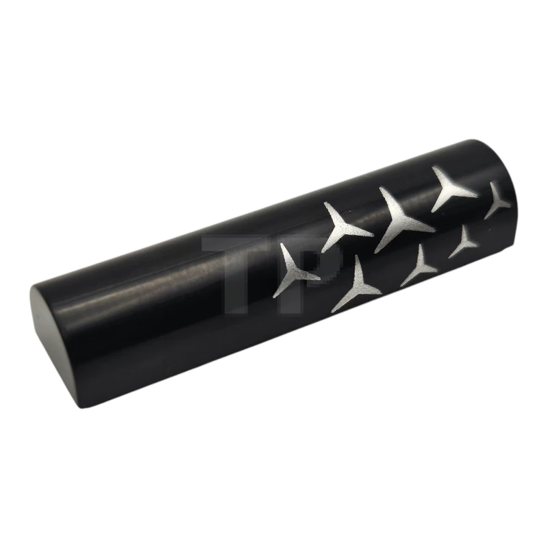 LEGO&reg; 6539351 - 79756pb03R - Slope 1 x 4 x 2/3 Double Curved with Mercedes Logo Pattern - Right Side