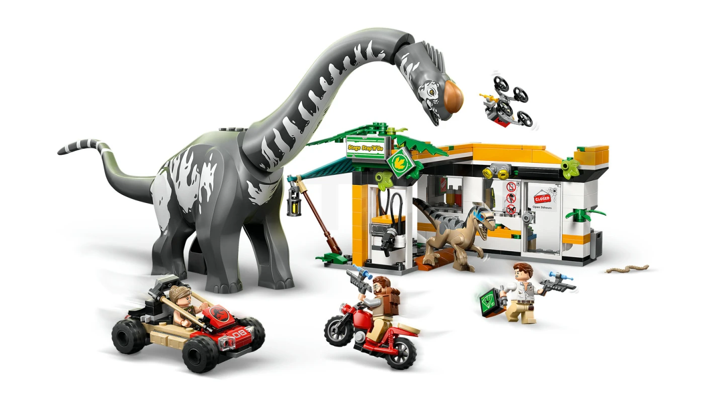 LEGO&reg; 76973 Raptor & Titanosaurus Tracking Mission