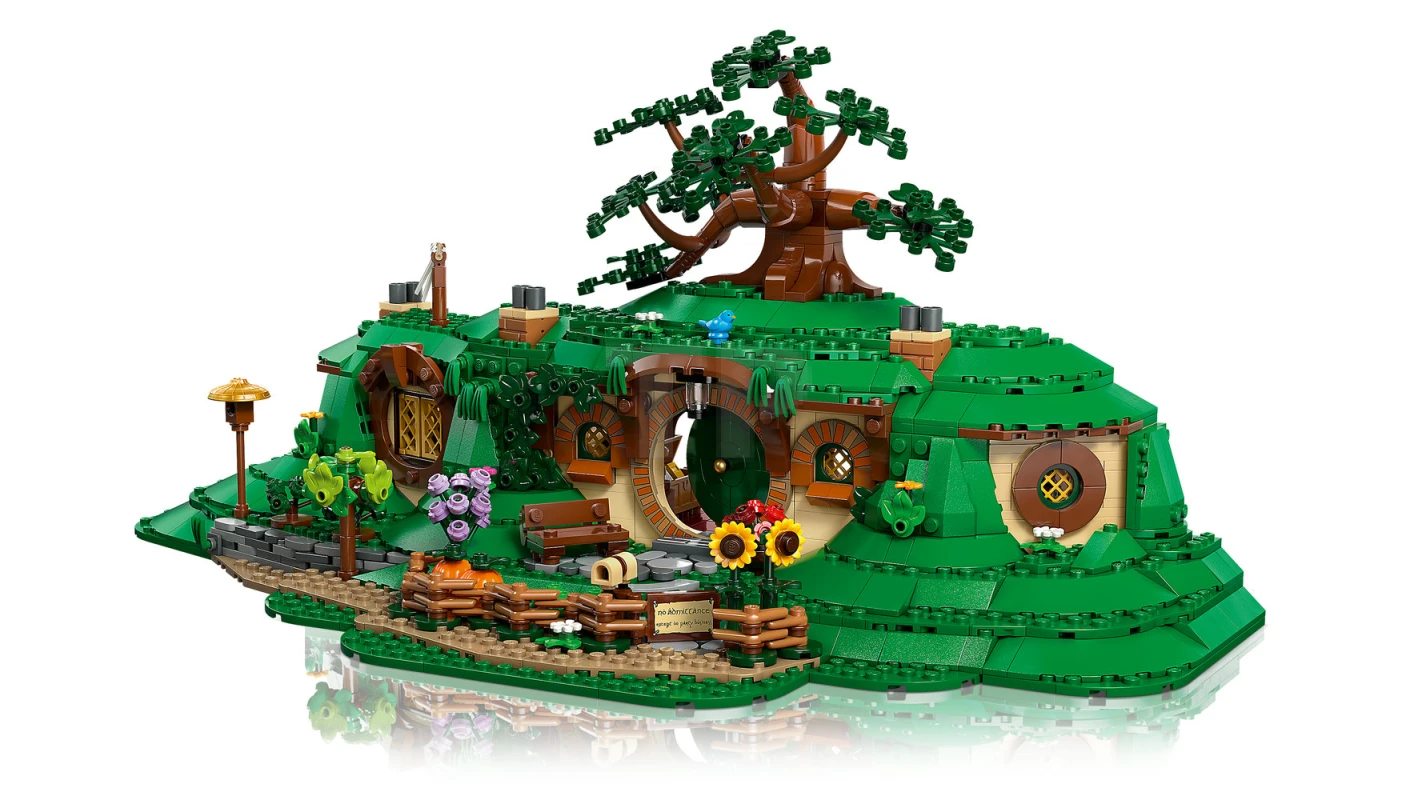 LEGO&reg; 10354 The Lord of the Rings: The Shire™
