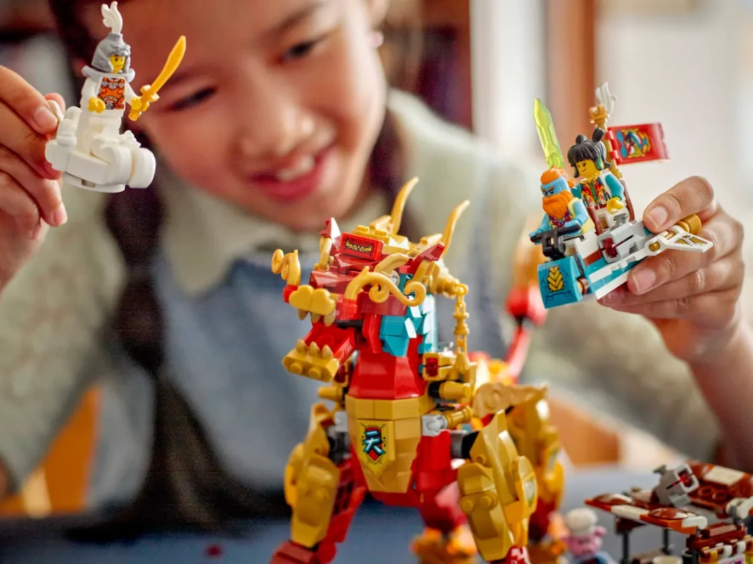 LEGO&reg; 80066 Mythical Creature Qilin