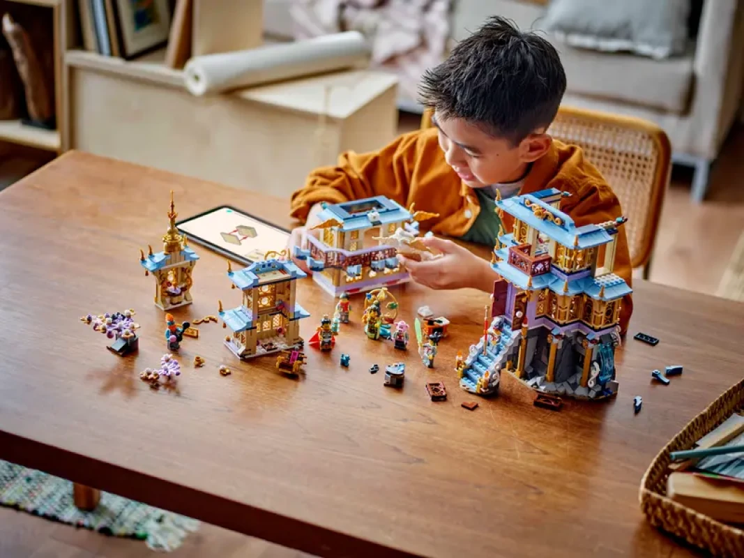 LEGO&reg; 80058 Celestial Pagoda