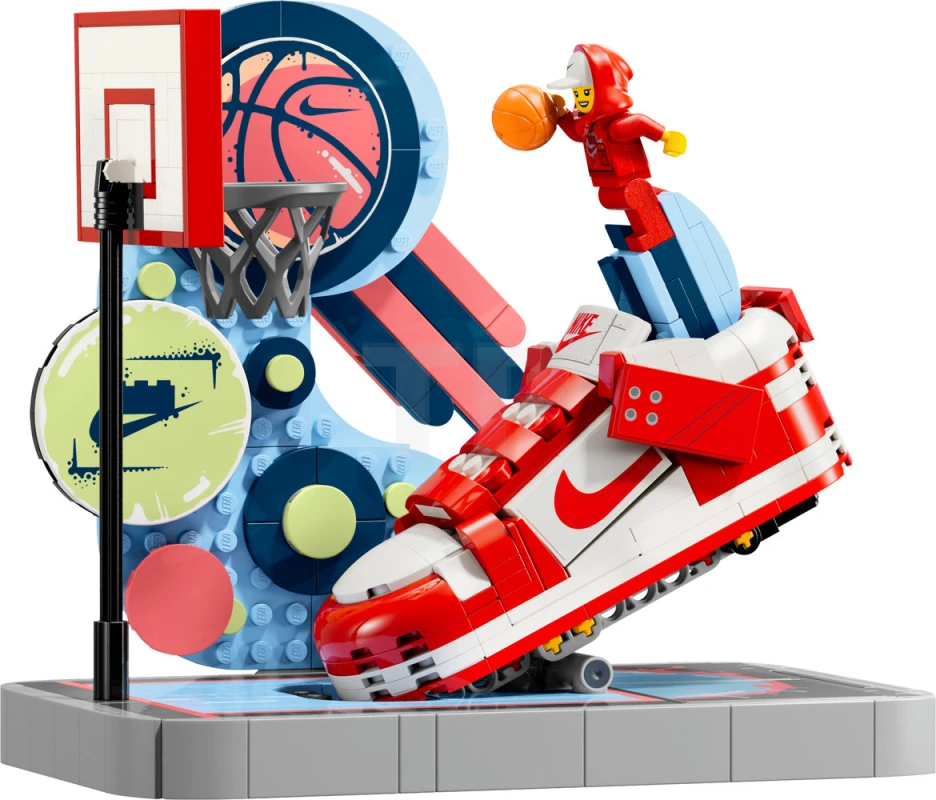LEGO&reg; 43021 Nike Dunk Trickshot