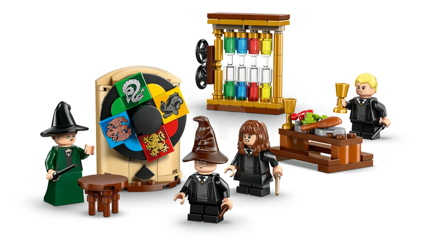LEGO&reg; 76460 Hogwarts™ Castle: Sorting Hat™ Ceremony