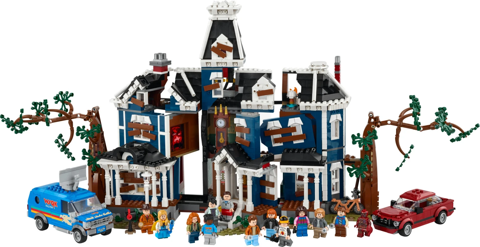 LEGO&reg; 11370 Stranger Things: The Creel House