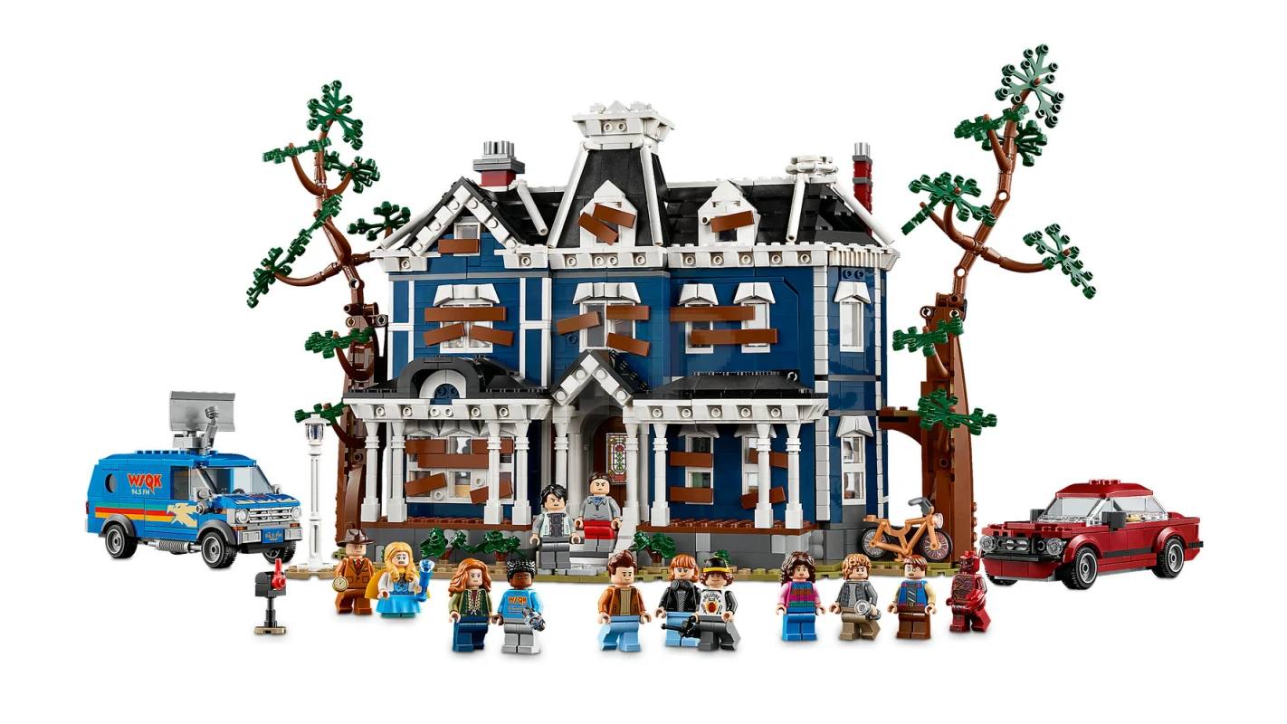 LEGO&reg; 11370 Stranger Things: The Creel House