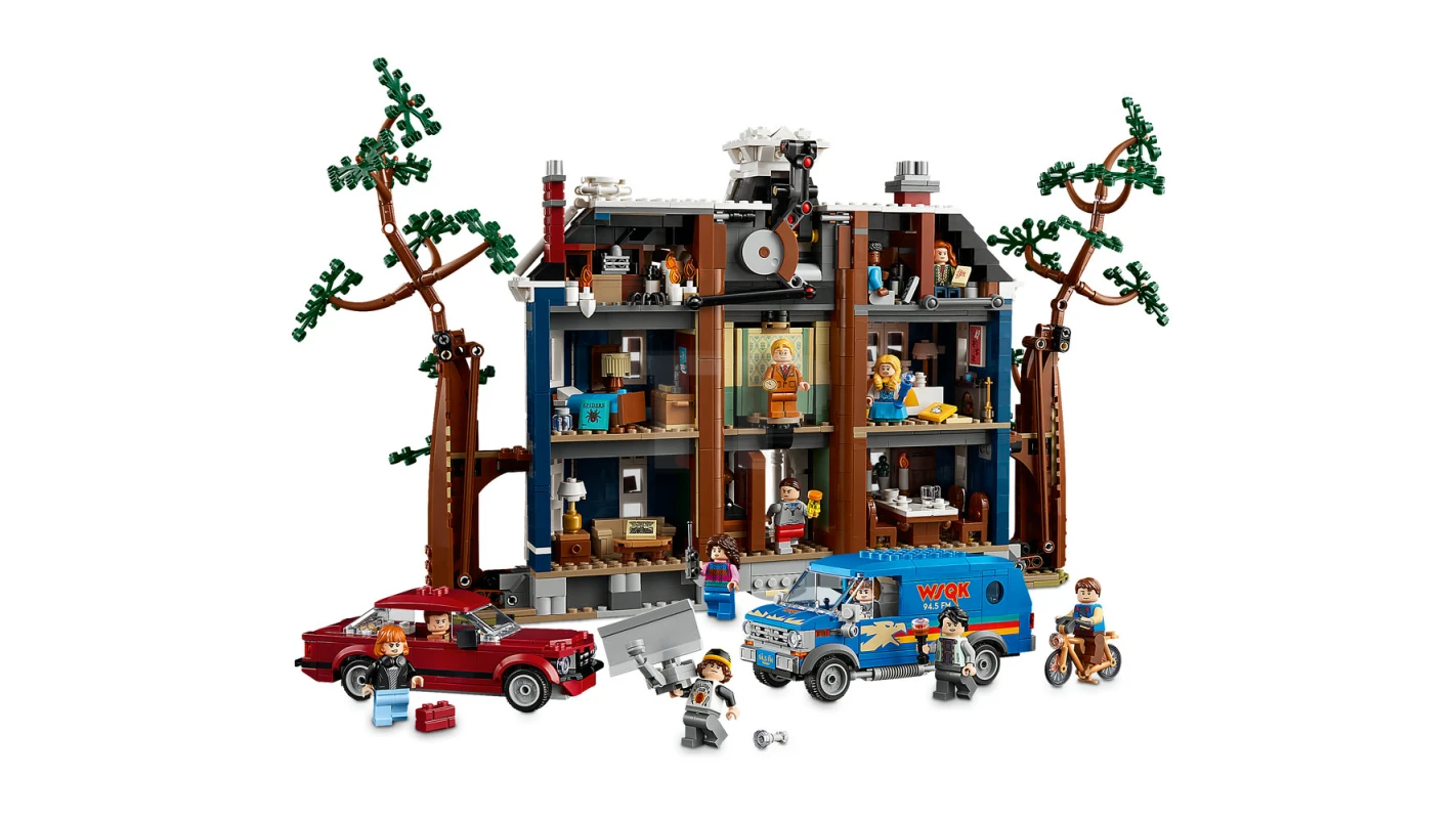 LEGO&reg; 11370 Stranger Things: The Creel House