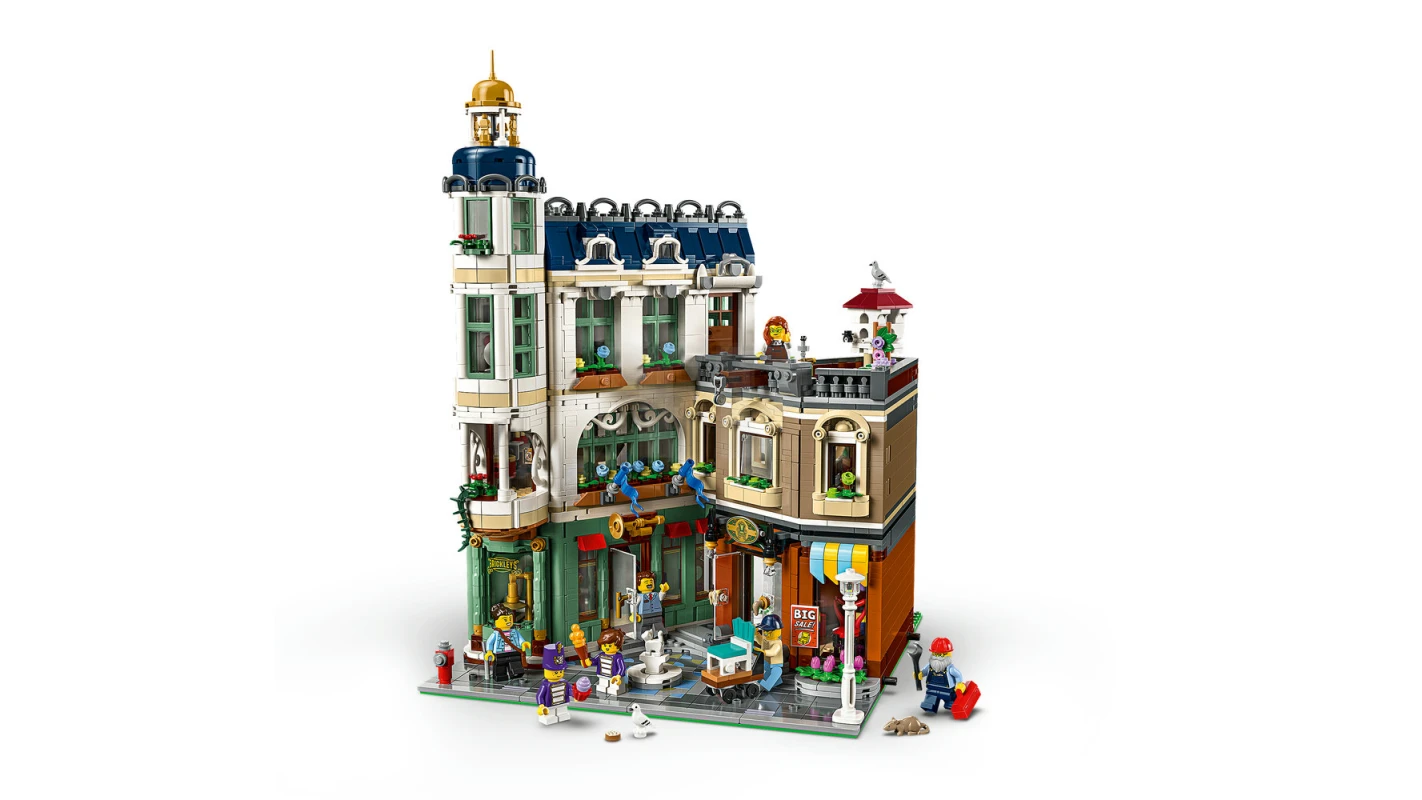 LEGO&reg; 11371 Shopping Street