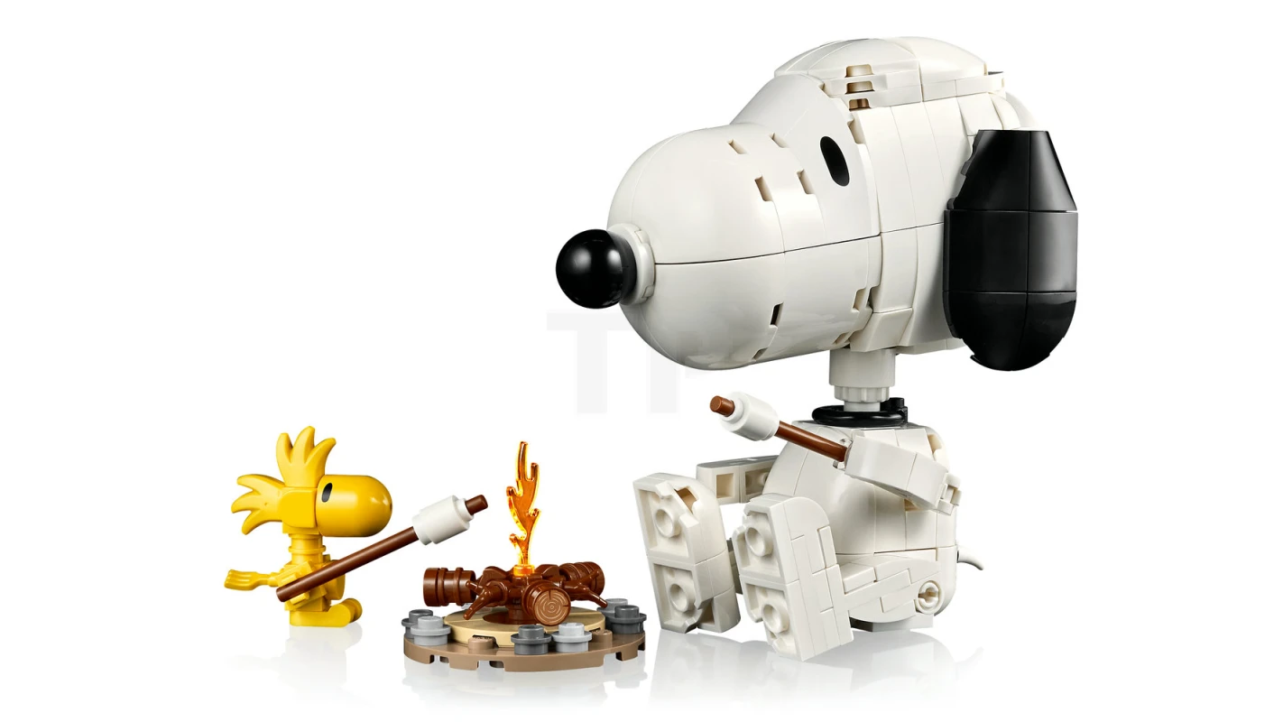 LEGO&reg; 21368 Peanuts: Snoopy's hondenhok