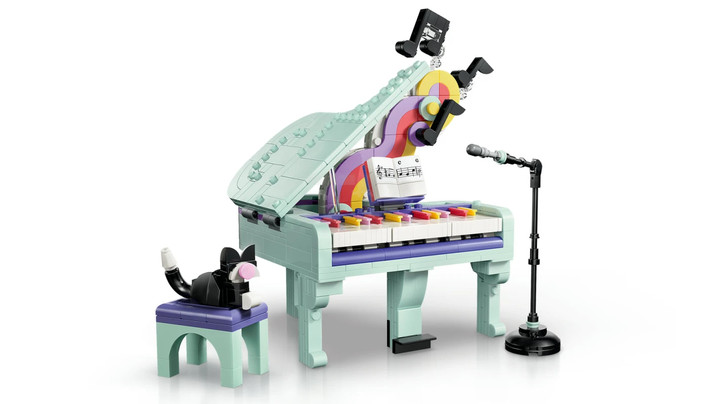 LEGO&reg; 31392 Music Decor Piano with Cat