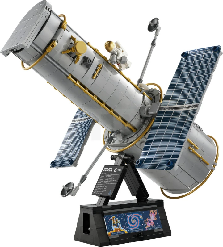 LEGO&reg; 11382 Le télescope spatial Hubble