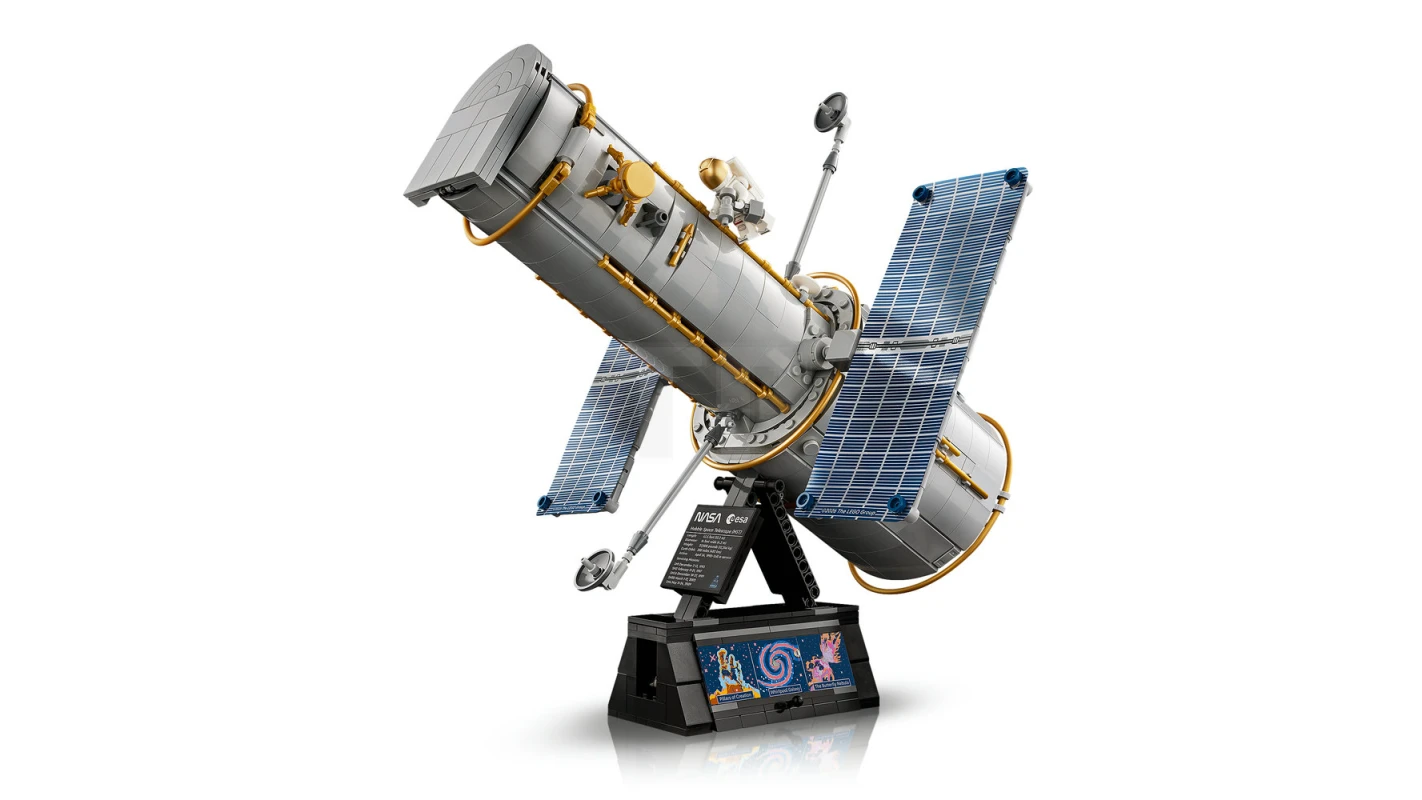 LEGO&reg; 11382 Le télescope spatial Hubble