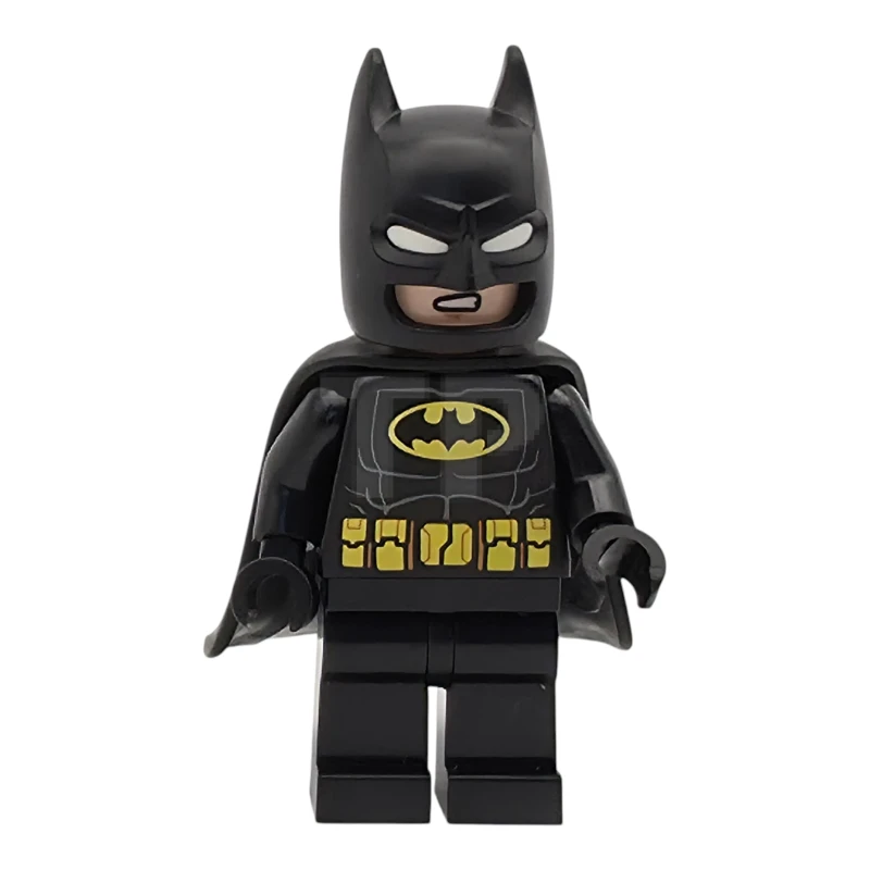 LEGO&reg; sh1123 Batman - Tuta nera, cintura gialla con dettagli in torrone medio, cappuccio con occhi bianchi, mantello di gomma flessibile