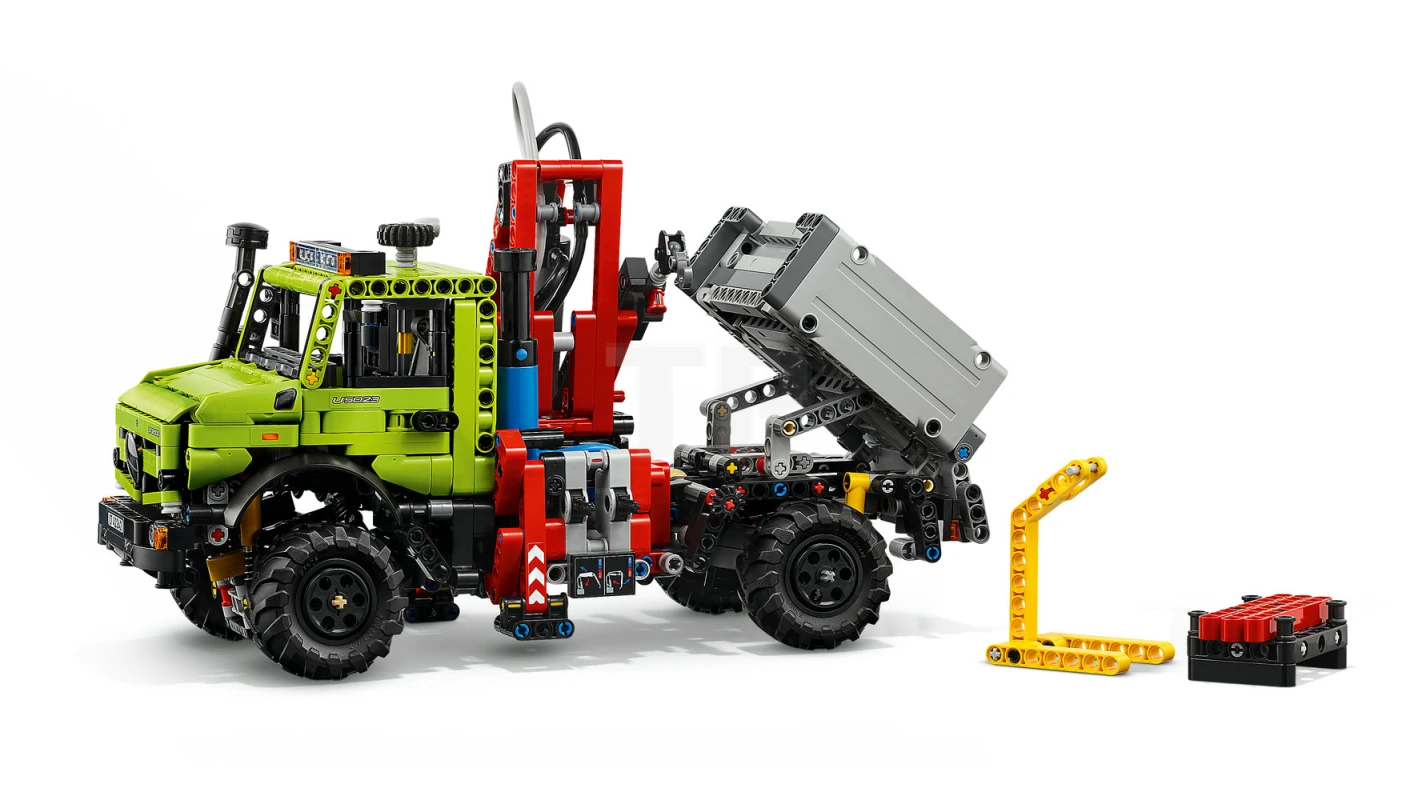 LEGO&reg; 42242 Mercedes-Benz Unimog U 5023 with Crane
