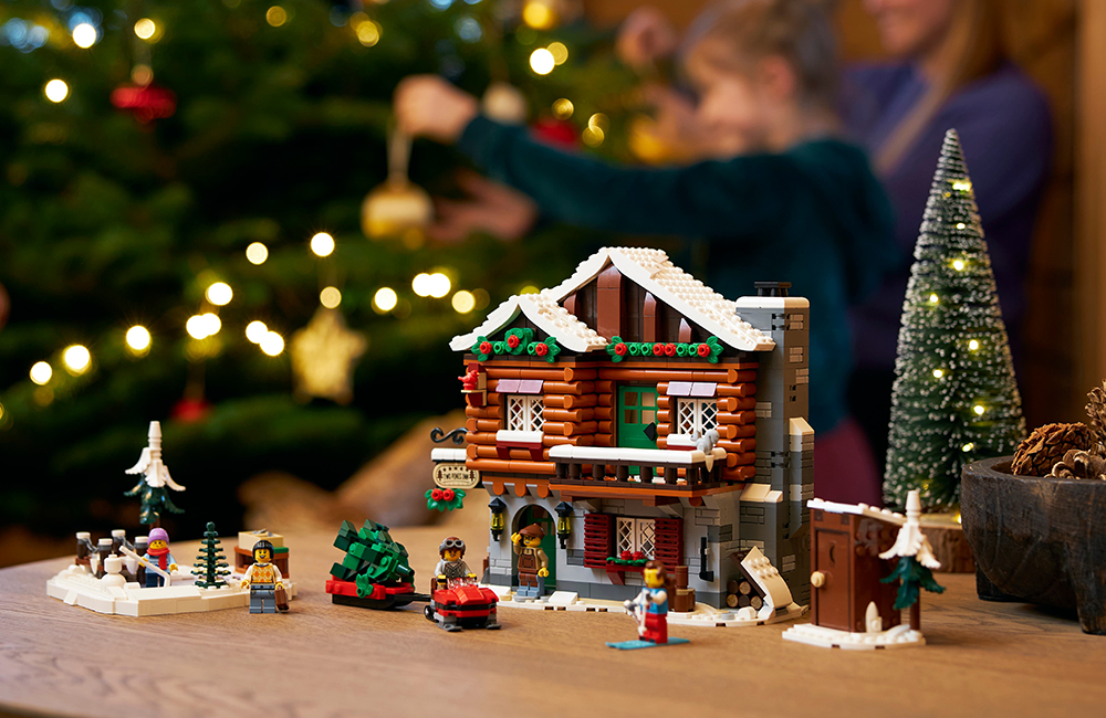 LEGO Christmas lodge
