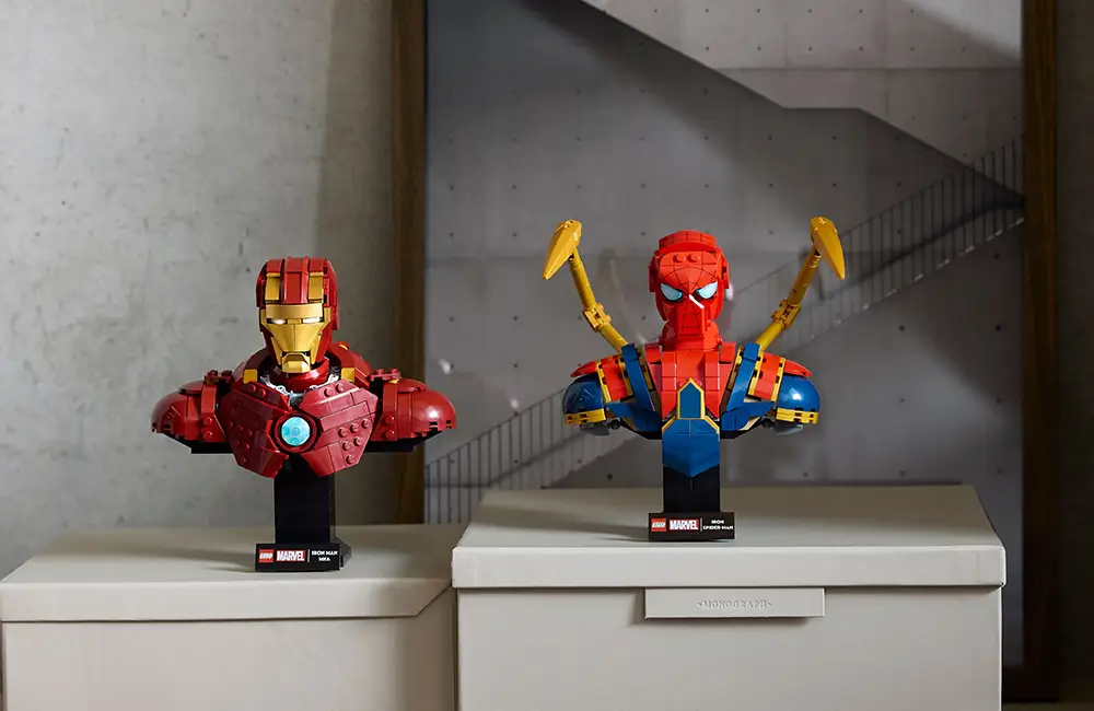 MA_1 LEGO Busts Spider Man und Iron Man