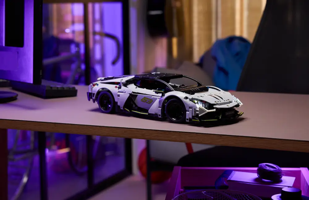 TS_2 LEGO Lamborghini Revuelto Super Sports Car 42214