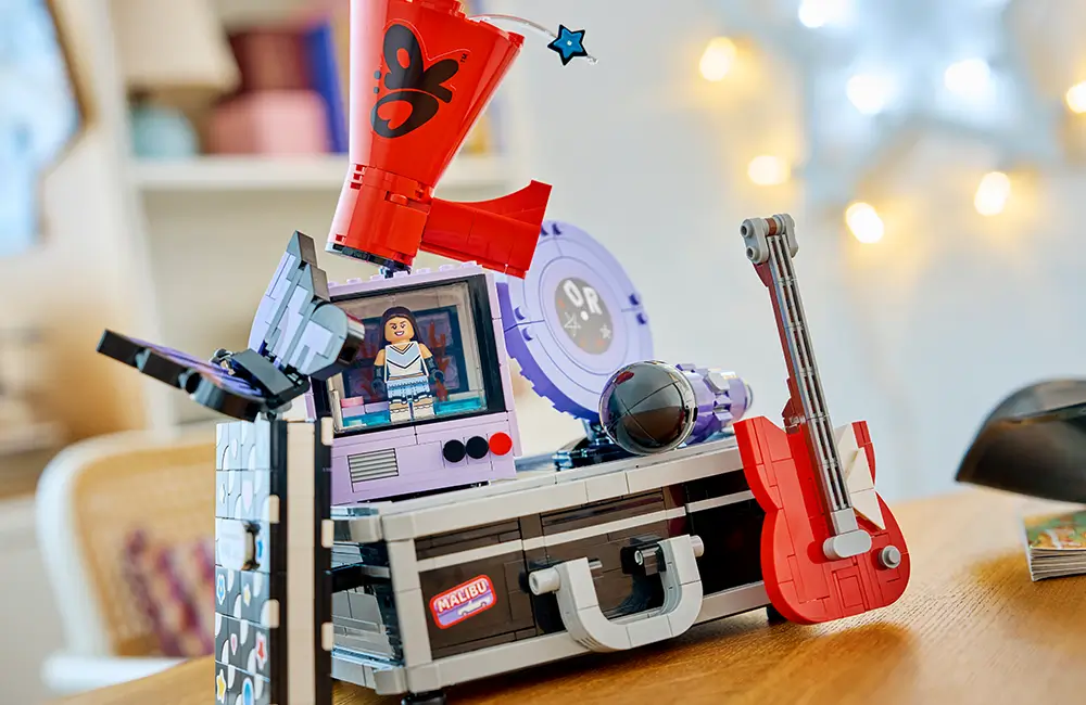 OL_2 LEGO Editions 43030